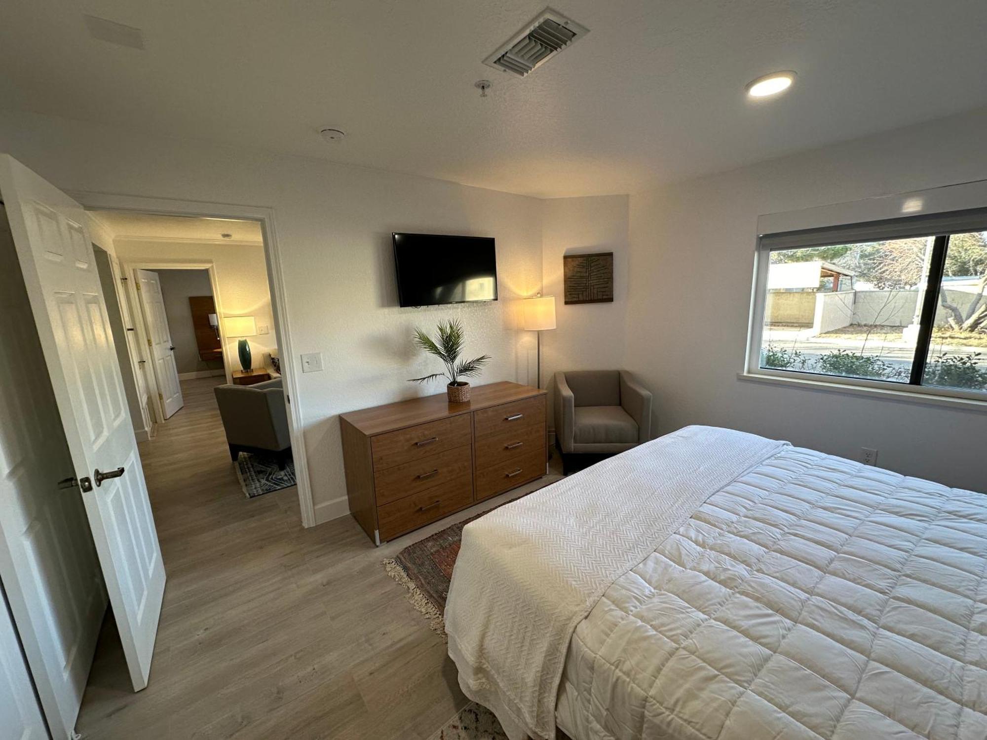 B&J Hotels Roswell Esterno foto